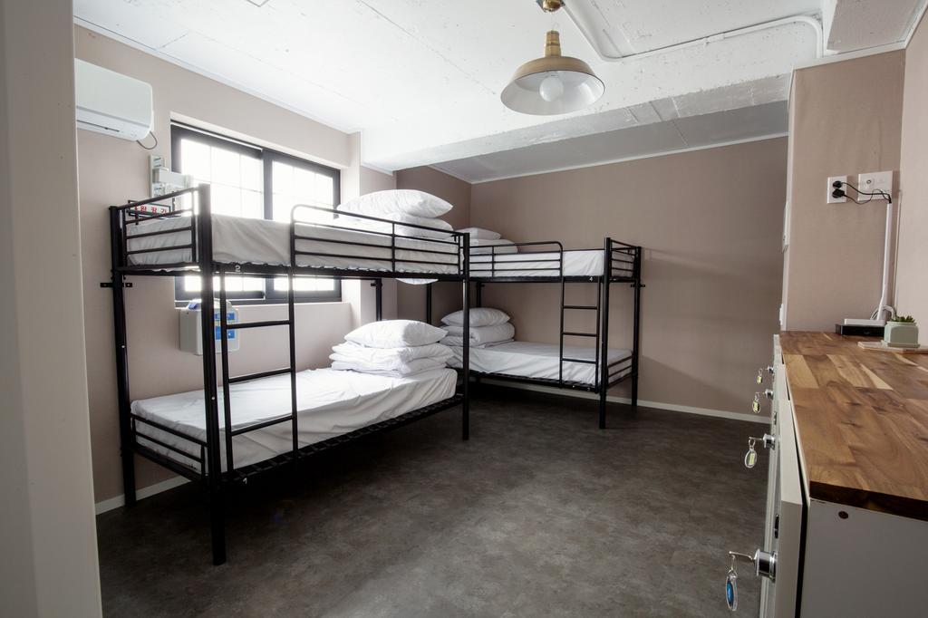 Story In Jeju Guesthouse Εξωτερικό φωτογραφία