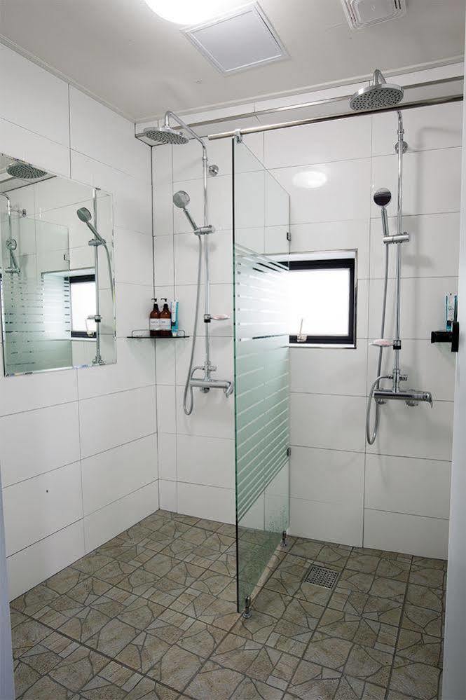 Story In Jeju Guesthouse Εξωτερικό φωτογραφία